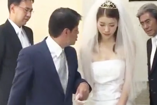 〈エロドラマ〉ゲスい！部下の弱みを全て仕事に使う上司！社長。花嫁を抱かせますから契約よろしく頼みますよ！ww