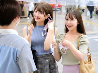 【素人ナンパ】「気持ちいいですか？」女子大生が二人で逆ナン！GETしてきたチェリーボーイ中出し3P！