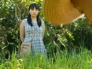 〖ヘンリー塚本〗母の男にノーブラで近寄る淫乱娘 大きく発育した乳房に理性崩壊