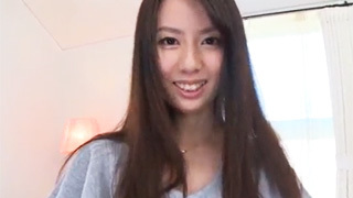 スレンダー美女が跳ねるように腰を振り乱す騎乗位セックスｗ