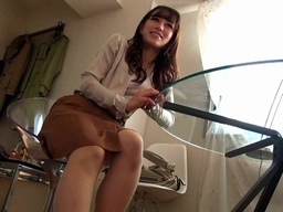 「ワタシ…そんなつもりじゃ」英会話の個人レッスンをしてくれるハーフ奥様が…一線を越えて♡