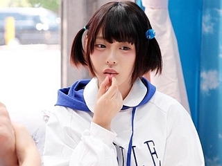 《マジックミラー号》メンヘラ系の激カワアイドル美少女！巨チンにズブズブ突かれ絶頂イキ♡