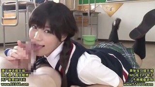 転校生のグラビアアイドルに主観で抜いてもらう男子が裏山な件ｗ