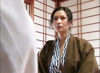 〈エロドラマ〉人間誰しも拘りがありますがエロ作家ともなれば深さは余人の比ではありません。ちんぽ按摩師をキープww