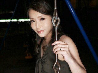 【風花くれは】ホストに貢いで破産した、破天荒な元セレブ妻… 性欲バツグンの絶倫まんこで、破廉恥セックス…