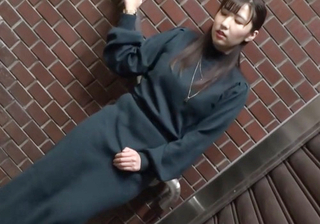 【黒タイツ・固定電マ】「やばいです…イキます…♡」ムチムチ巨乳おっぱいの清楚美人お姉さんがHなイタズラでガチ発情する！