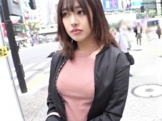 〖センズリ鑑賞〗デカパイ娘のお部屋訪問 谷間だけでも、ぶっコケます ドピュッと中出し