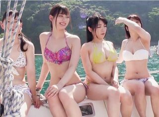 エッチな水着美女たちが大集合！合コンしてそのまま即ハメ乱交状態ｗｗｗ強烈なファックでイキまくり