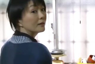 〈エロドラマ〉再婚したら年頃の息子ができた。息子は獣のようなムスコを持っていた。義母は食いつく。夫要らずww