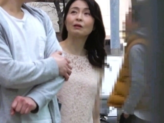 〔熟女軟派〕衝撃のド貧乳 ちっぱい好きにはたまらない熟貧BODY