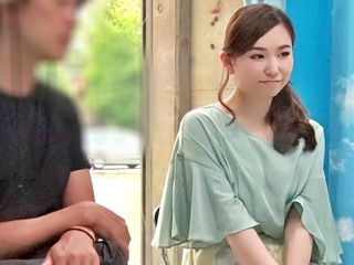 【素人ナンパ】オイルマッサージで開発して寝取る！『イク』欲求不満な人妻との浮気ナマSEX