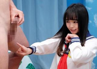 〔手コキ〕田んぼに囲まれた田舎で見つけた天真爛漫な娘❤ 初恋の香りただよう素人娘がウブな反応❤