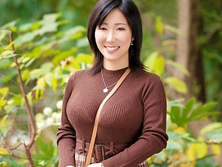 【新井ゆう】Hカップな人妻♪ AV初参戦を楽しんでハードピストンでおっぱいを揺らして乱れまくる
