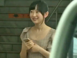 ヌードデッサンモデルで全裸を視姦されるだけでアソコが濡れちゃうSOD1敏感美少女