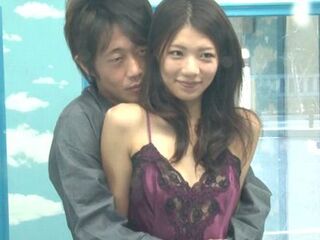 黒髪美女団地妻にコスプレモデルをお願いし体操服ブルマ着衣させるエロ企画！男性モデルと不倫セックスの浮気妻【マジックミラー】