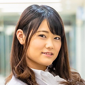 山崎みなみさん
