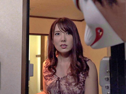 史上最高にエロくて美人だけど迷惑極まりない主婦とキツネお面の魔性年たちが大乱交