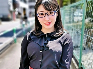 〚地味系めがね〛地味なめがねお嬢様がブラ半脱ぎで美乳を揉まれバイブ責めでドマゾ覚醒♫♫アヘ顔で巨根をフェラして言いなりSEX