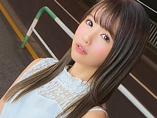 《素人ＪＤ唯》ヤバカワ過ぎる素人JDとパパ活して貧乳吸ったら美マンをクンニ☆☆カレ仕込みのフェラテクを堪能して結合部分丸見え挿入