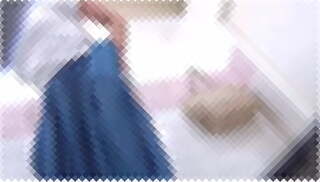 【便所盗撮】うんこする時に口が開いちゃう女