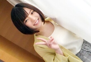 パイパンエッチな素人美女が巨チンファックに完落ちアクメ！ハメ撮りされて何度も悶絶