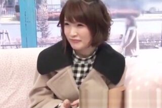 〈MM号×童貞くん〉あっ。カワイイ美容師さん。付き合い２年になる彼氏は遠距離。遠距離だからまあいいか的な！ww