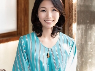 ≪人妻≫田舎にすむ素朴な人妻がAVデビュー♡オナニー大好きな奥様が欲求不満すぎて不倫NTRエッチｗ