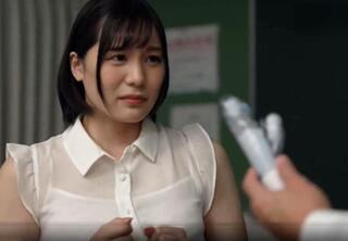 そそり立つチンポを足コキ責めして悶絶させるド痴女教師♡教室で全裸になって即ハメＳＥＸで快楽をむさぼり性欲むき出しにイキ狂う