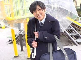 ＜素人＞バチクソ敏感…羞恥な早漏JKの痙攣セックス！ロリ制服を監禁拘束し寸止め…大量潮吹きの輪姦調教で顔射ぶっかけ＜ブス＞