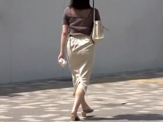 〔人妻軟派〕こんな美人の奧さんが浮気しちゃうなんてぇ～ 脱いだら神ボディに鬼ボッキ
