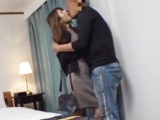 〖人妻ナンパ〗有名人に抱かれまくった元レースクイーン妻を口説いて背徳中出し