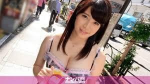 アイドルデビューを目指す美少女がホテルでご奉仕SEXしてしまう！