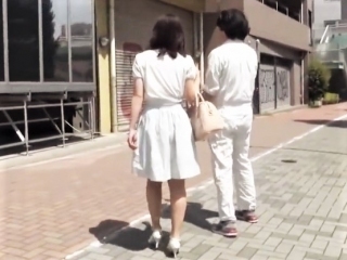 〖センズリ鑑賞〗えっ私、人妻ですよ こんなの困ります 謝礼の力でパッコパコ