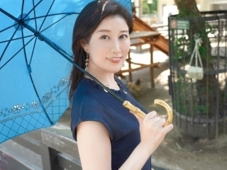 〖三十路熟女〗たまには若い子とエッチしたいわ そのまま膣内射精