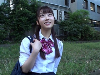 制服美少女JKの最強ドエロフォーメーション！ずらして着衣セックスしまくる淫乱女子校生激突き着衣SEX！